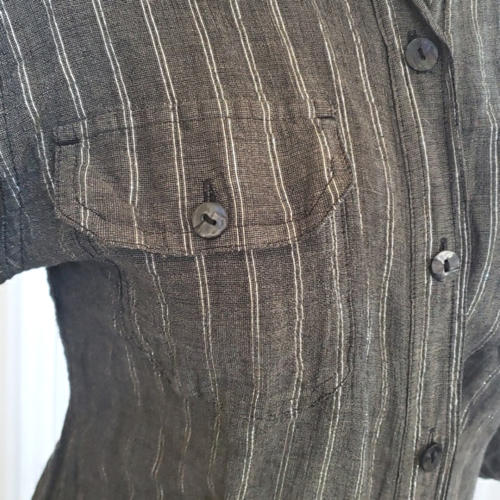 CHICO’S Metallic Silver Pinstripe Button Down Tunic Shirt Jacket Epaulettes Size - Picture 11 of 13